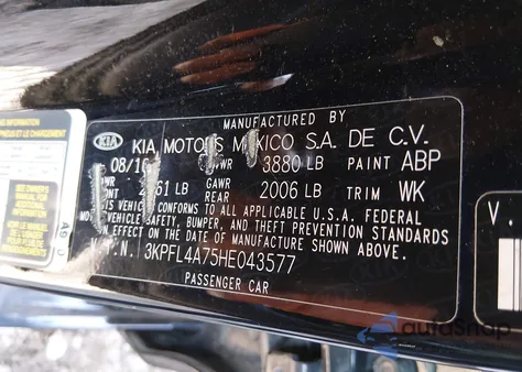 2017 Kia Forte S z USA, uszkodzony, nr VIN 3KPFL4A75HE043577